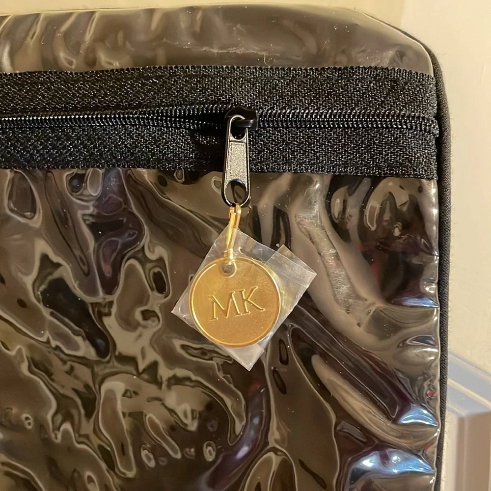 JEWELRY ORGANIZER TRAVEL OR HOME BLACK 5 GENEROUS POCKETS DESIGNED for Mary Kay